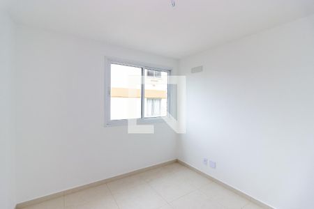 Quarto 1 de apartamento para alugar com 3 quartos, 85m² em Vila Valqueire, Rio de Janeiro