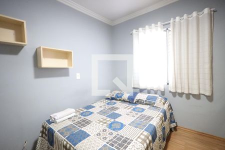 Quarto de apartamento para alugar com 3 quartos, 79m² em Vila Figueira, Suzano