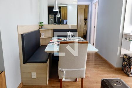 Sala de apartamento à venda com 2 quartos, 55m² em Vila Yara, Osasco