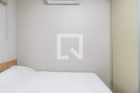 Quarto 2 de apartamento à venda com 3 quartos, 70m² em Alphaville Empresarial, Barueri