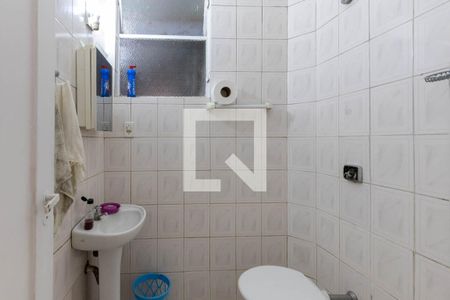 Banheiro Social de kitnet/studio para alugar com 1 quarto, 28m² em Vila Buarque, São Paulo