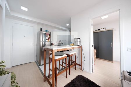 Sala/Cozinha de apartamento à venda com 2 quartos, 35m² em Cidade Antônio Estêvão de Carvalho, São Paulo