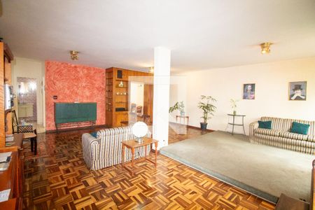 Sala de casa à venda com 5 quartos, 206m² em Campo Belo, São Paulo