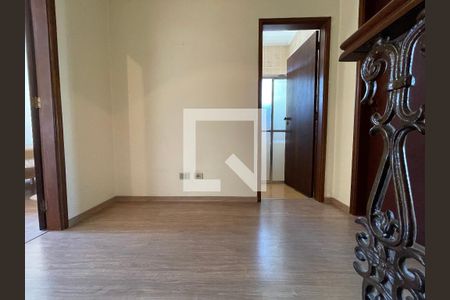 Hall quartos de casa à venda com 3 quartos, 243m² em Jaguaré, São Paulo