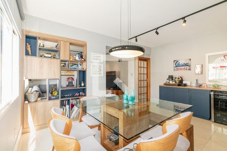 Sala de apartamento à venda com 2 quartos, 97m² em Vila Nova Conceição, São Paulo