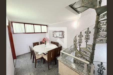 Sala de Jantar de casa à venda com 3 quartos, 215m² em Jardim do Lago, Jundiaí