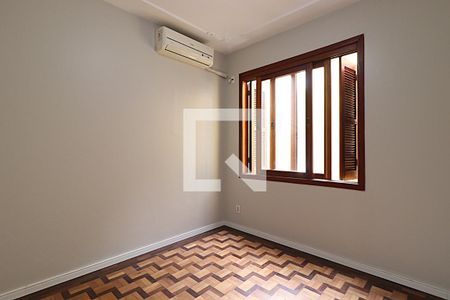 Quarto de apartamento à venda com 1 quarto, 36m² em São Geraldo, Porto Alegre