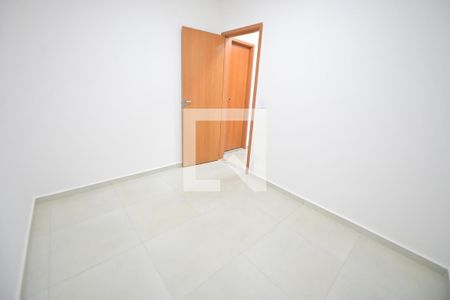 Quarto de apartamento para alugar com 2 quartos, 44m² em Setor Conde dos Arcos - Complemento, Goiânia