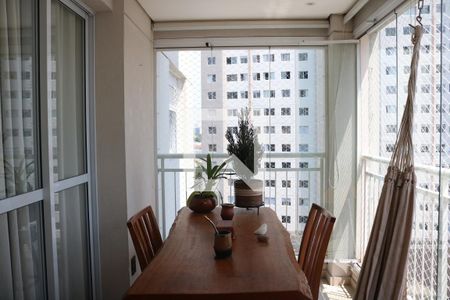 Varanda  de apartamento à venda com 2 quartos, 65m² em Barra Funda, São Paulo