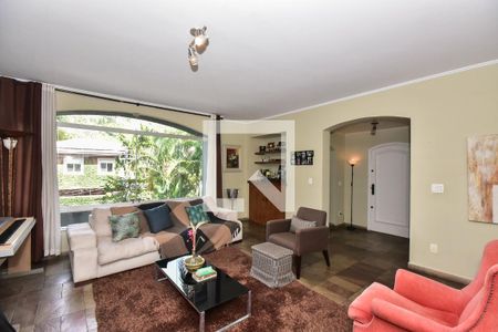 Sala de casa para alugar com 4 quartos, 700m² em Fazenda Morumbi, São Paulo