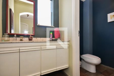 Lavabo de casa para alugar com 4 quartos, 700m² em Fazenda Morumbi, São Paulo