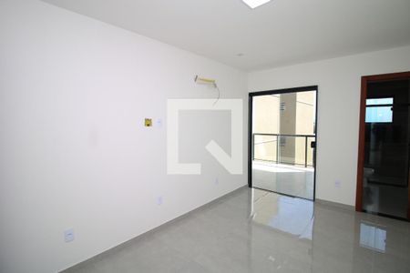 Suíte 1 de casa à venda com 4 quartos, 320m² em Jardim Guanabara, Rio de Janeiro