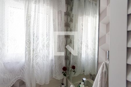 Banheiro de Serviço de apartamento à venda com 3 quartos, 180m² em Campestre, Santo André