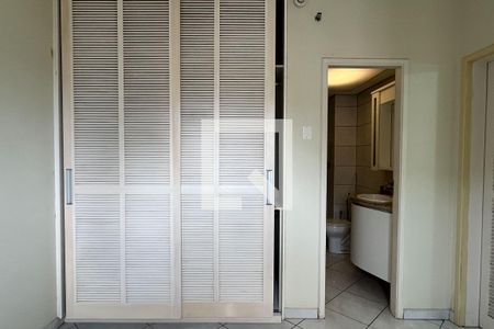 Suite 1 de apartamento para alugar com 2 quartos, 70m² em Boqueirão, Santos