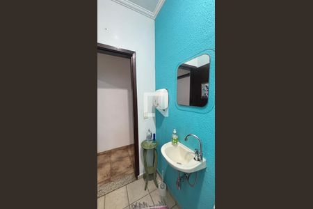 Lavabo de casa à venda com 3 quartos, 200m² em Utinga, Santo André