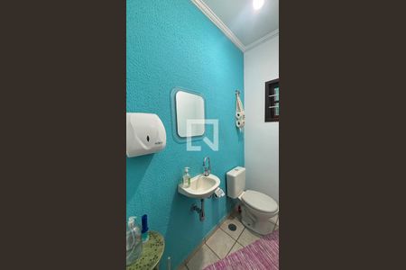 Lavabo de casa à venda com 3 quartos, 200m² em Utinga, Santo André