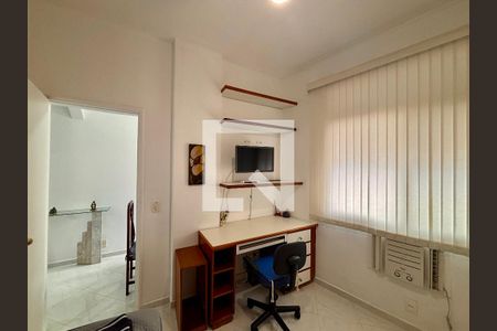 Quarto 1 de apartamento à venda com 2 quartos, 73m² em Copacabana, Rio de Janeiro