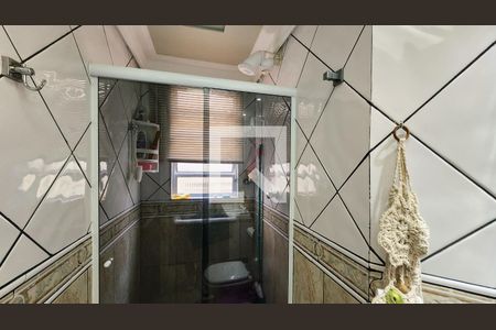 Banheiro de apartamento à venda com 2 quartos, 49m² em Quarto Centenário, Jundiaí