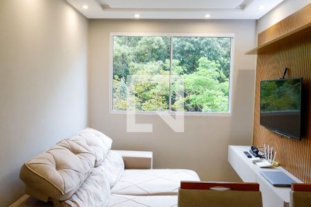 Sala de apartamento para alugar com 2 quartos, 42m² em Jardim Boa Vista (zona Oeste), Osasco