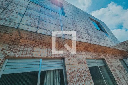 Fachada de casa para alugar com 1 quarto, 48m² em Engenho Velho de Brotas, Salvador