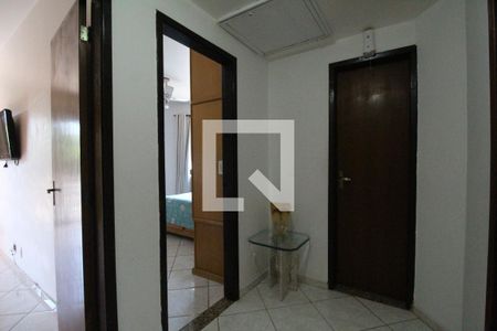 Corredor de casa de condomínio à venda com 3 quartos, 70m² em Anil, Rio de Janeiro