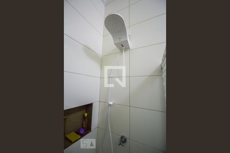 Banheiro social 2 de casa à venda com 5 quartos, 180m² em Pinheiros, São Paulo