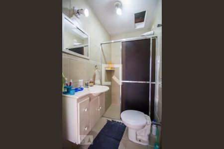 Banheiro social de casa à venda com 5 quartos, 180m² em Pinheiros, São Paulo