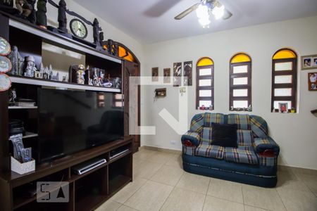 Sala de estar de casa à venda com 5 quartos, 180m² em Pinheiros, São Paulo