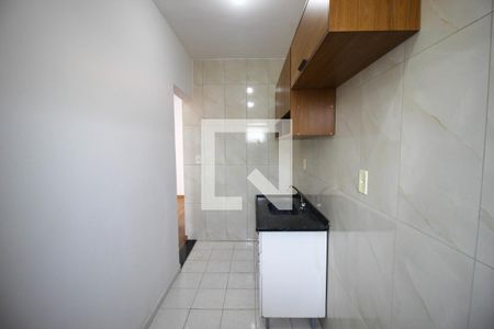 Cozinha de apartamento para alugar com 2 quartos, 50m² em Jardim Simus, Sorocaba