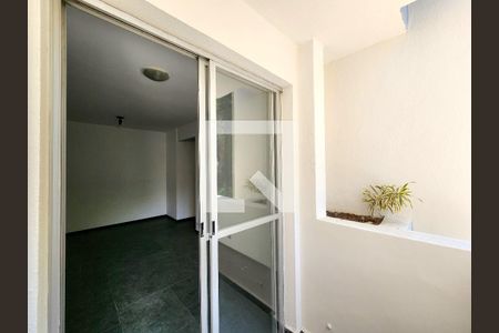 Varanda de apartamento à venda com 2 quartos, 51m² em Moema, São Paulo