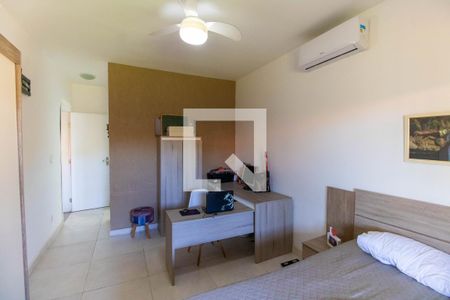 Suíte 1 de casa para alugar com 3 quartos, 450m² em Itaipu, Niterói