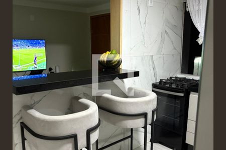 Cozinha de apartamento à venda com 2 quartos, 51m² em Conjunto Residencial José Bonifácio, São Paulo