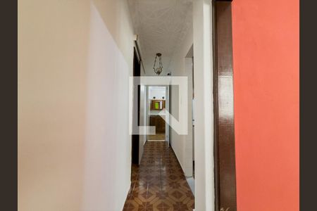 Corredor de apartamento para alugar com 2 quartos, 65m² em Vila da Penha, Rio de Janeiro