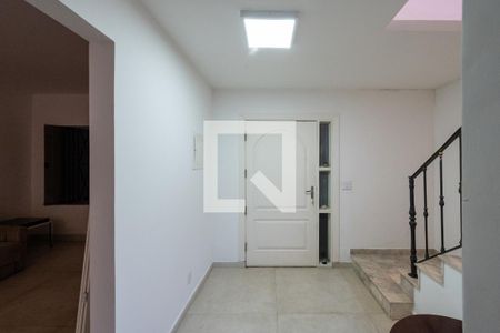 Hall de Entrada de casa para alugar com 3 quartos, 200m² em Vila da Saúde, São Paulo