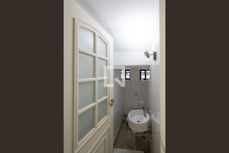 Lavabo de casa para alugar com 3 quartos, 200m² em Vila da Saúde, São Paulo