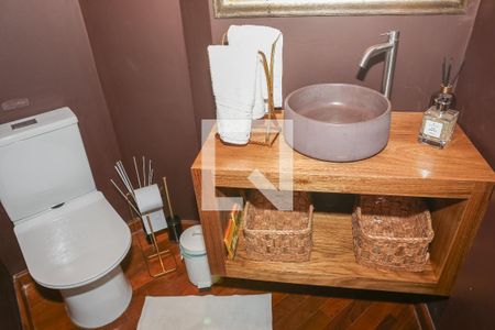 Lavabo de apartamento para alugar com 2 quartos, 190m² em Alto da Lapa, São Paulo