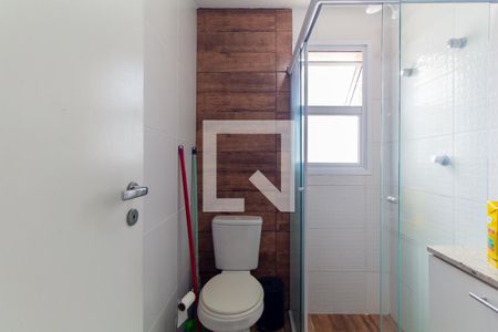 Banheiro de apartamento para alugar com 1 quarto, 30m² em Vila Prudente, São Paulo