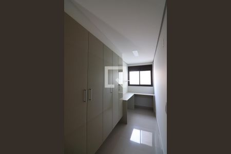 Sala de casa de condomínio à venda com 3 quartos, 106m² em Nova Petrópolis, São Bernardo do Campo