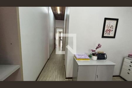Casa à venda com 3 quartos, 130m² em Vila Carrão, São Paulo