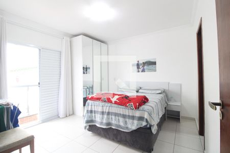 Suíte de casa à venda com 3 quartos, 170m² em Jardim Lallo, São Paulo