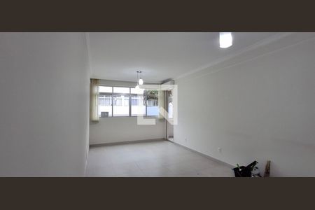Sala de apartamento para alugar com 2 quartos, 70m² em Córrego Grande, Florianópolis