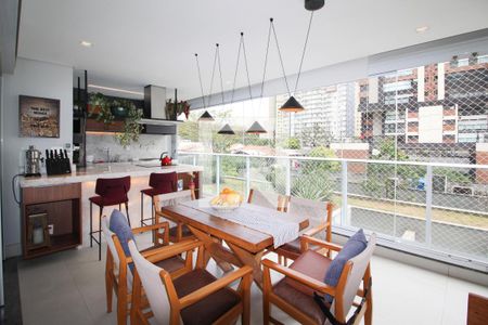 Varanda de apartamento à venda com 2 quartos, 91m² em Moema, São Paulo