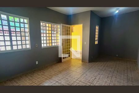 Sala de casa de condomínio à venda com 3 quartos, 120m² em Tanque, Rio de Janeiro