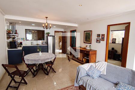 Sala de casa à venda com 3 quartos, 150m² em Taquara, Rio de Janeiro