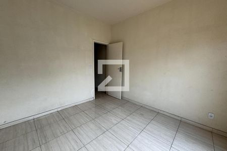 Quarto 1 de casa para alugar com 2 quartos, 71m² em Engenho do Porto, Duque de Caxias