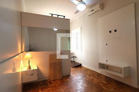 Quarto 1 de apartamento à venda com 2 quartos, 72m² em Navegantes, Porto Alegre