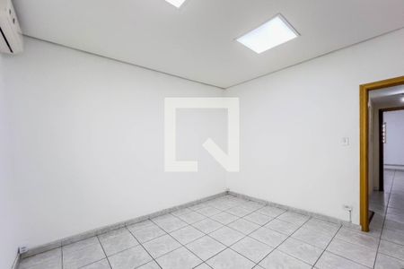 Quarto 2 de casa para alugar com 2 quartos, 125m² em Vila Mariana, São Paulo