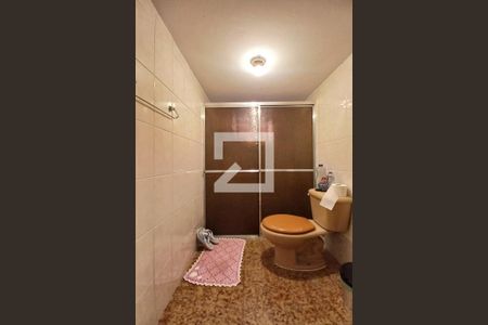Casa à venda com 264m², 4 quartos e 2 vagasBanheiro da Edícula