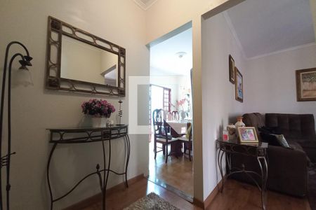 Casa à venda com 264m², 4 quartos e 2 vagasSala 2