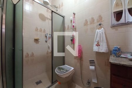Casa à venda com 264m², 4 quartos e 2 vagasBanheiro da Suíte